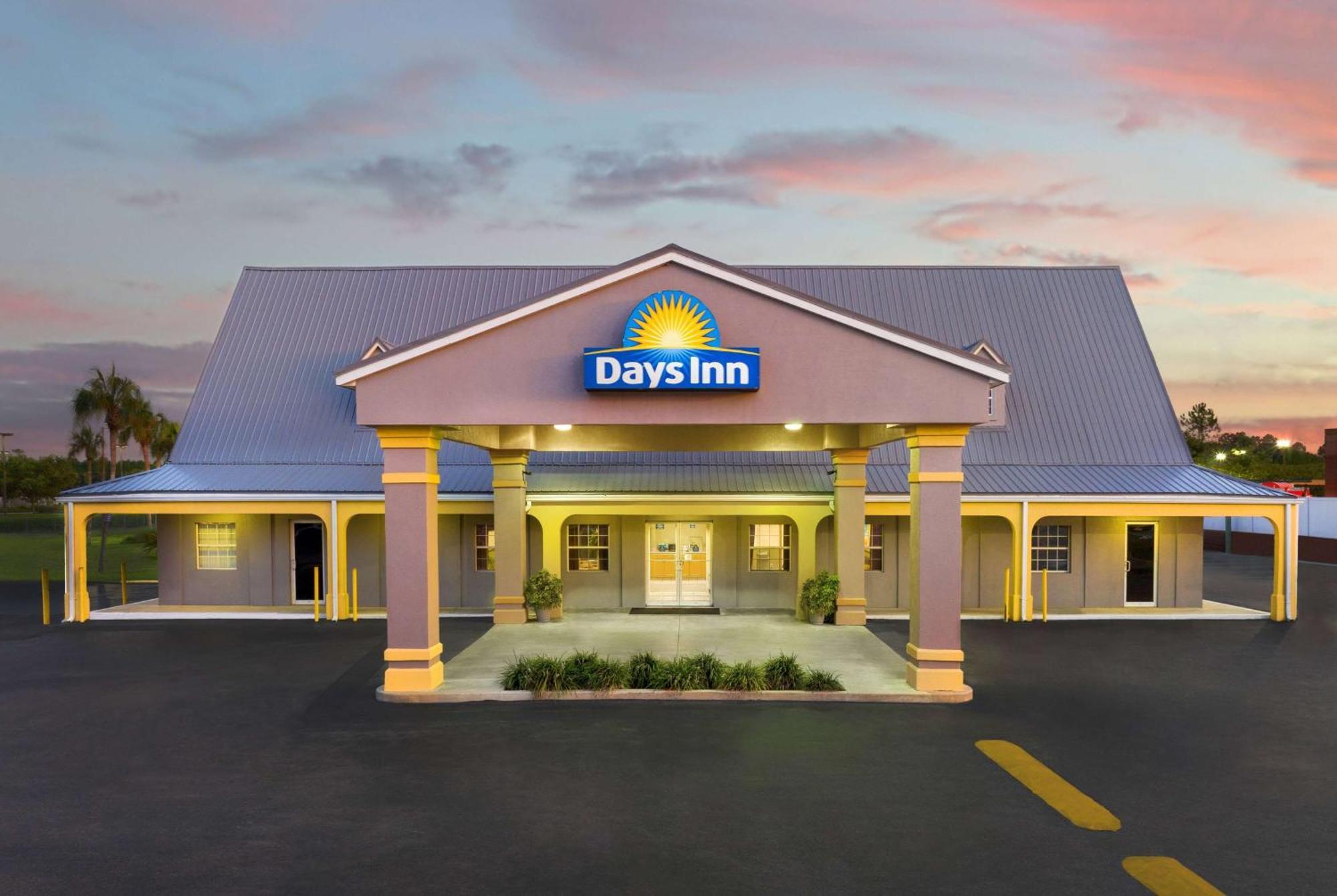 Days Inn By Wyndham Lake City I-75 Exterior photo